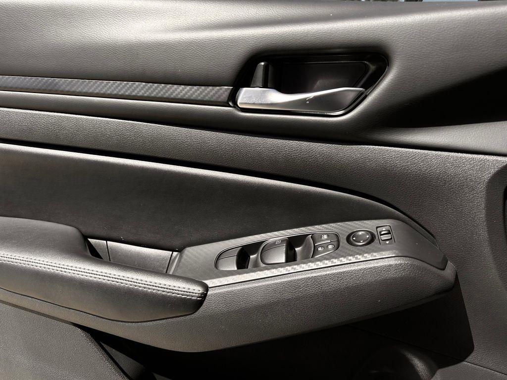 Nissan Altima 2.5 SV 2024