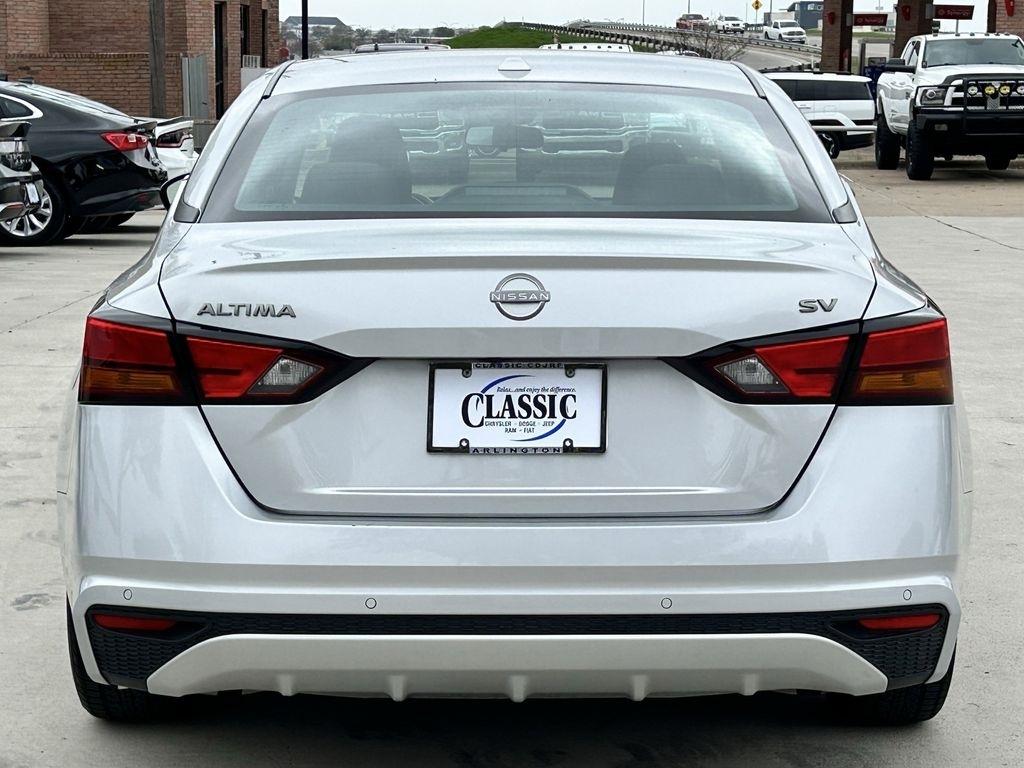 Nissan Altima 2.5 SV 2024