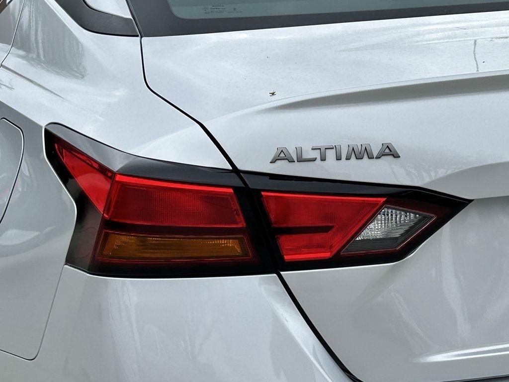 Nissan Altima 2.5 SV 2024