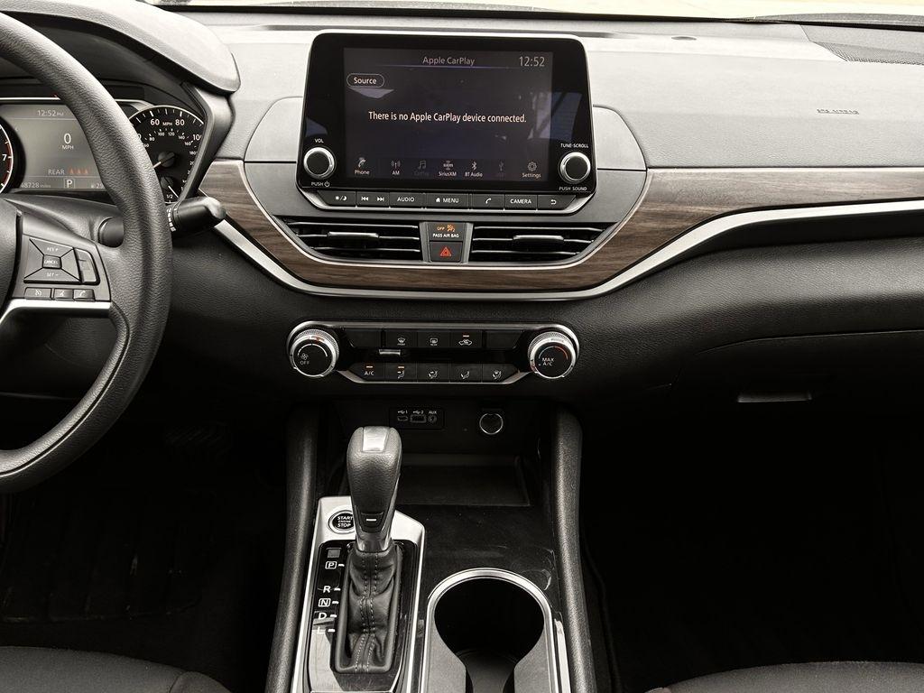 Nissan Altima 2.5 SV 2024