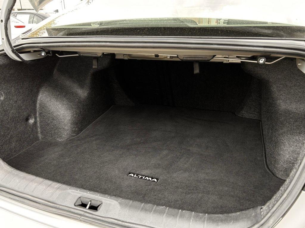 Nissan Altima 2.5 SV 2024