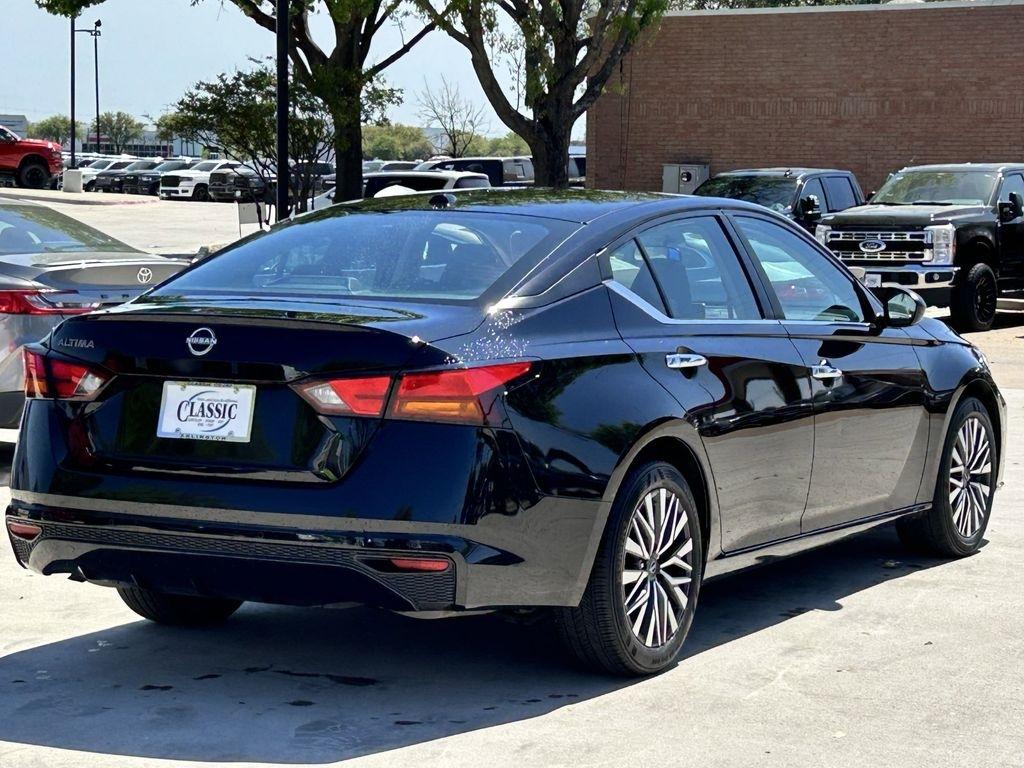 Nissan Altima 2.5 SV 2025