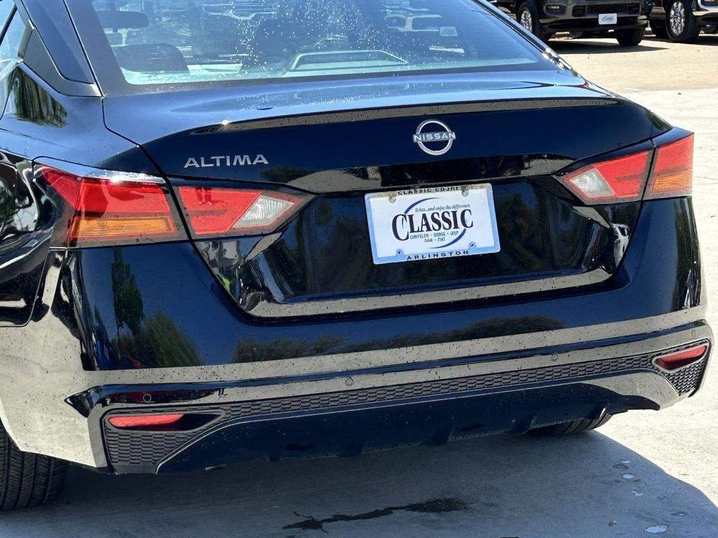 Nissan Altima 2.5 SV 2025