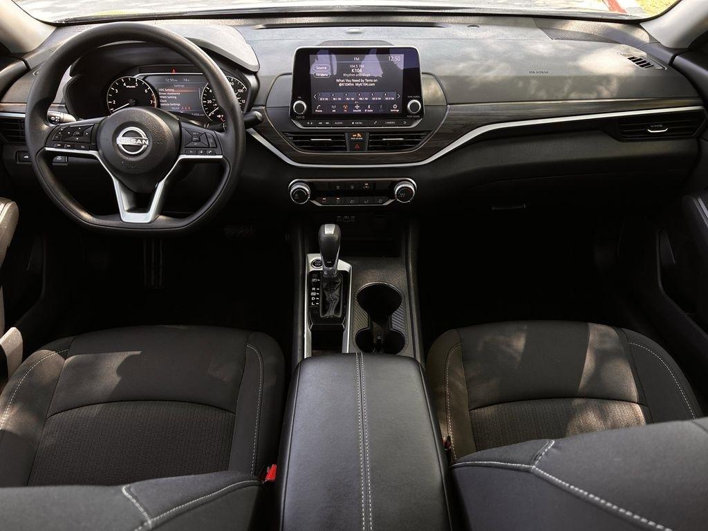 Nissan Altima 2.5 SV 2025