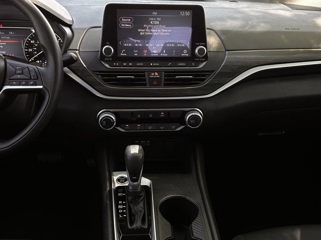 Nissan Altima 2.5 SV 2025