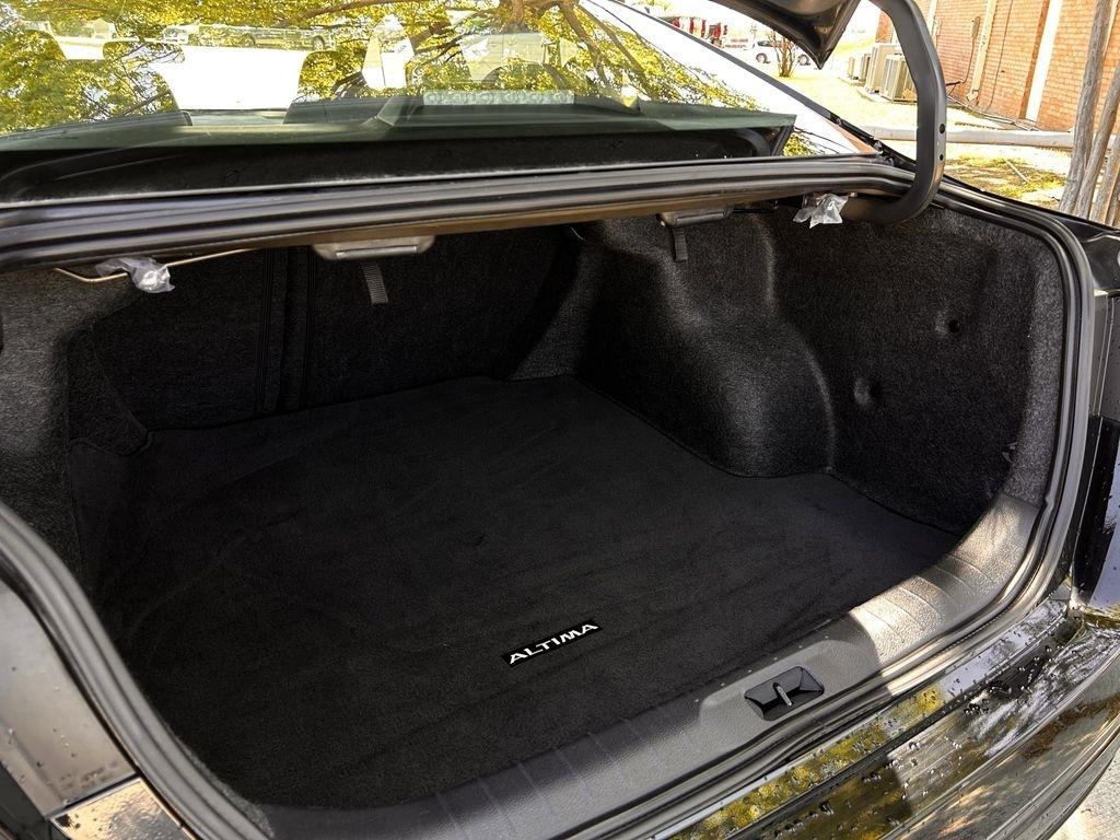 Nissan Altima 2.5 SV 2025