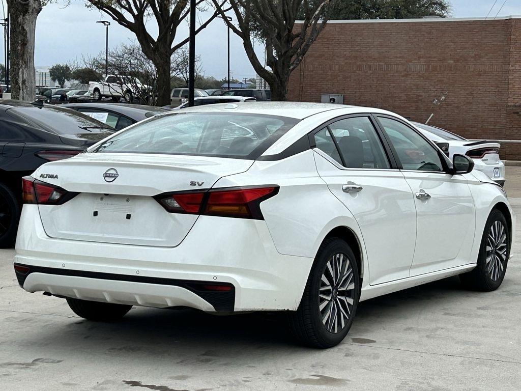 Nissan Altima 2.5 SV 2024