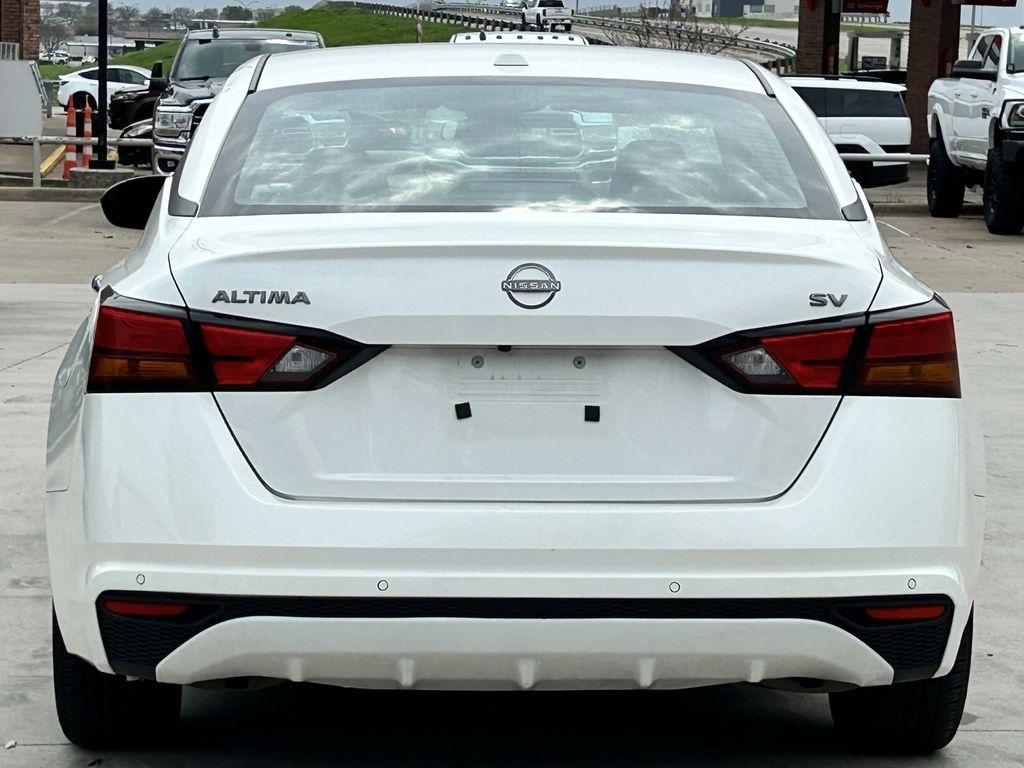 Nissan Altima 2.5 SV 2024