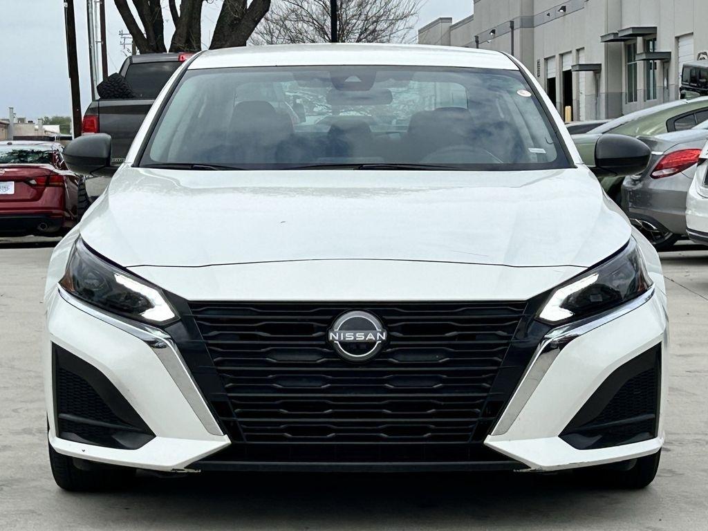 Nissan Altima 2.5 SV 2024