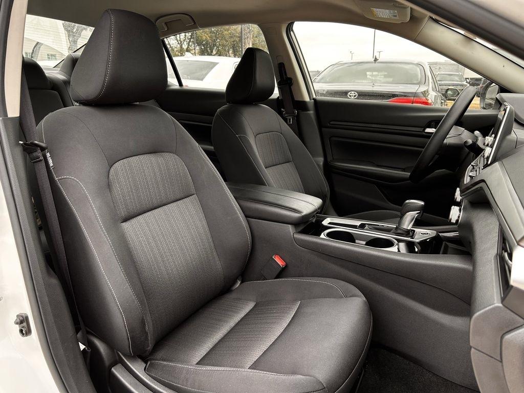 Nissan Altima 2.5 SV 2024