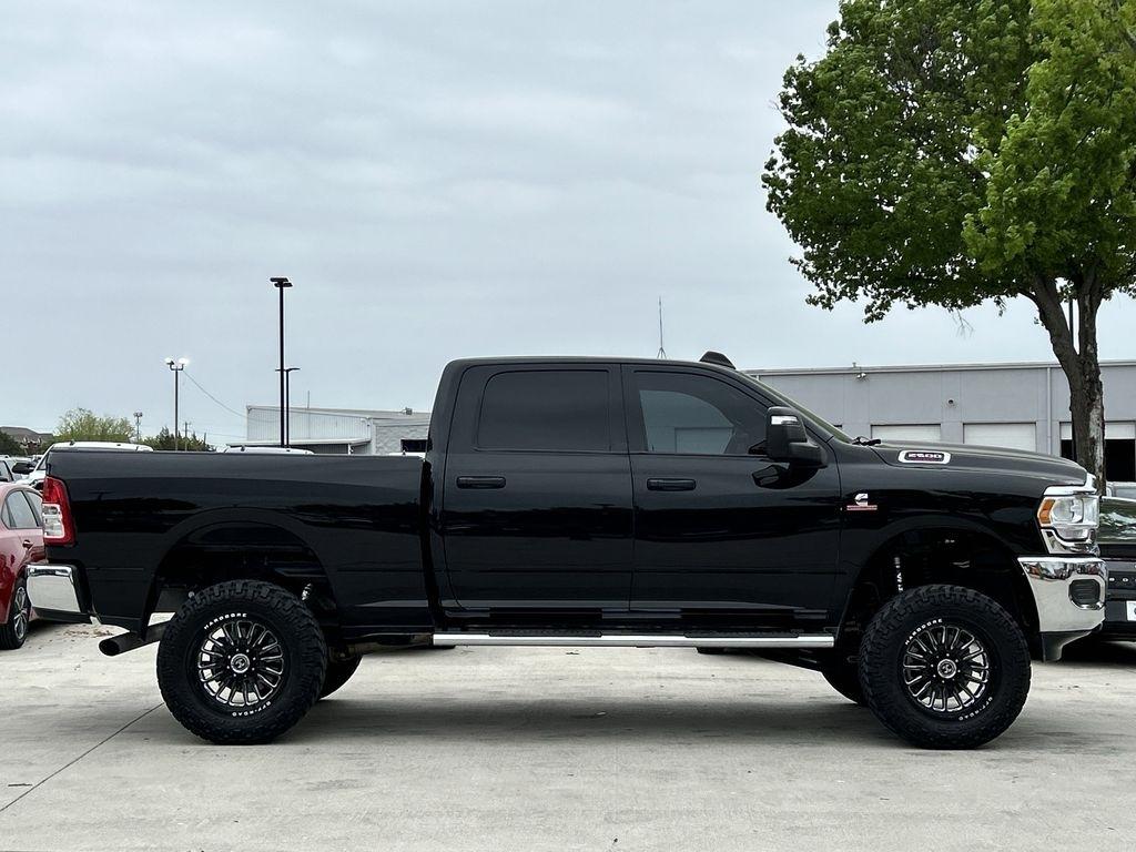 RAM 2500 Tradesman Crew Cab SWB 4WD 2024