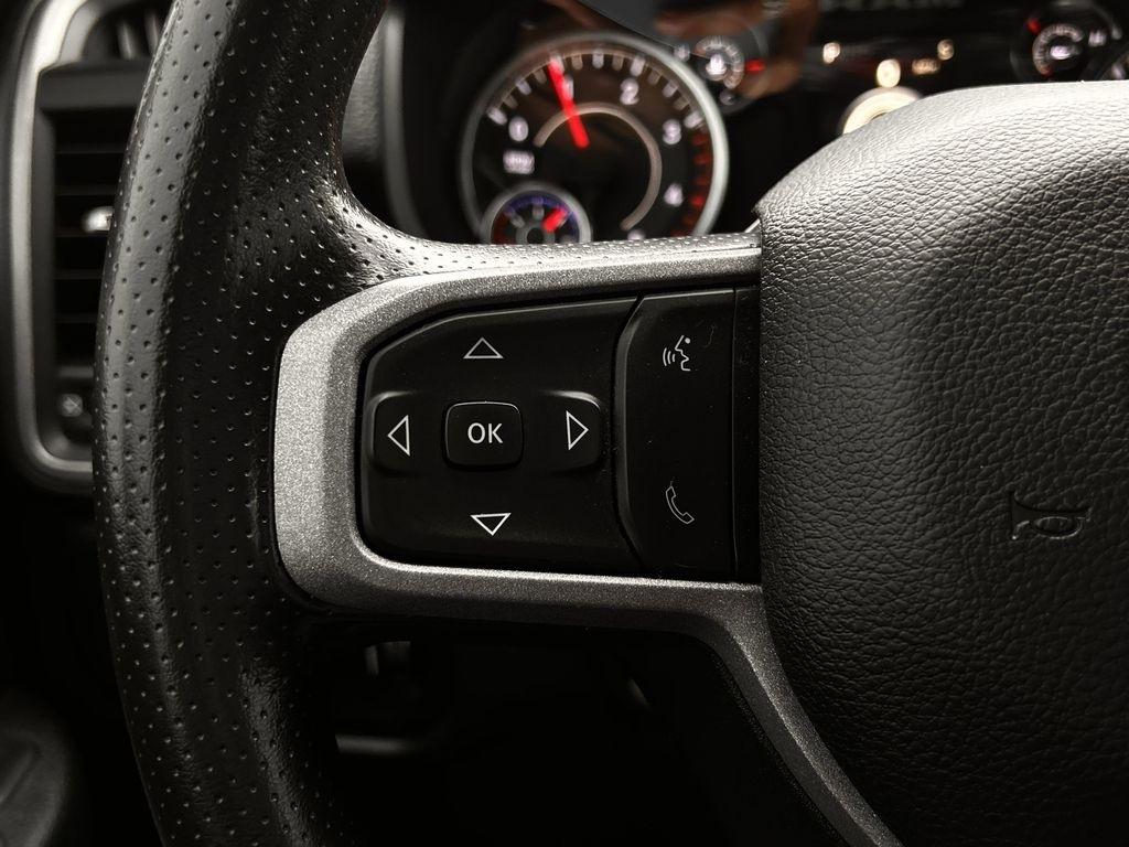 RAM 2500 Tradesman Crew Cab SWB 4WD 2024