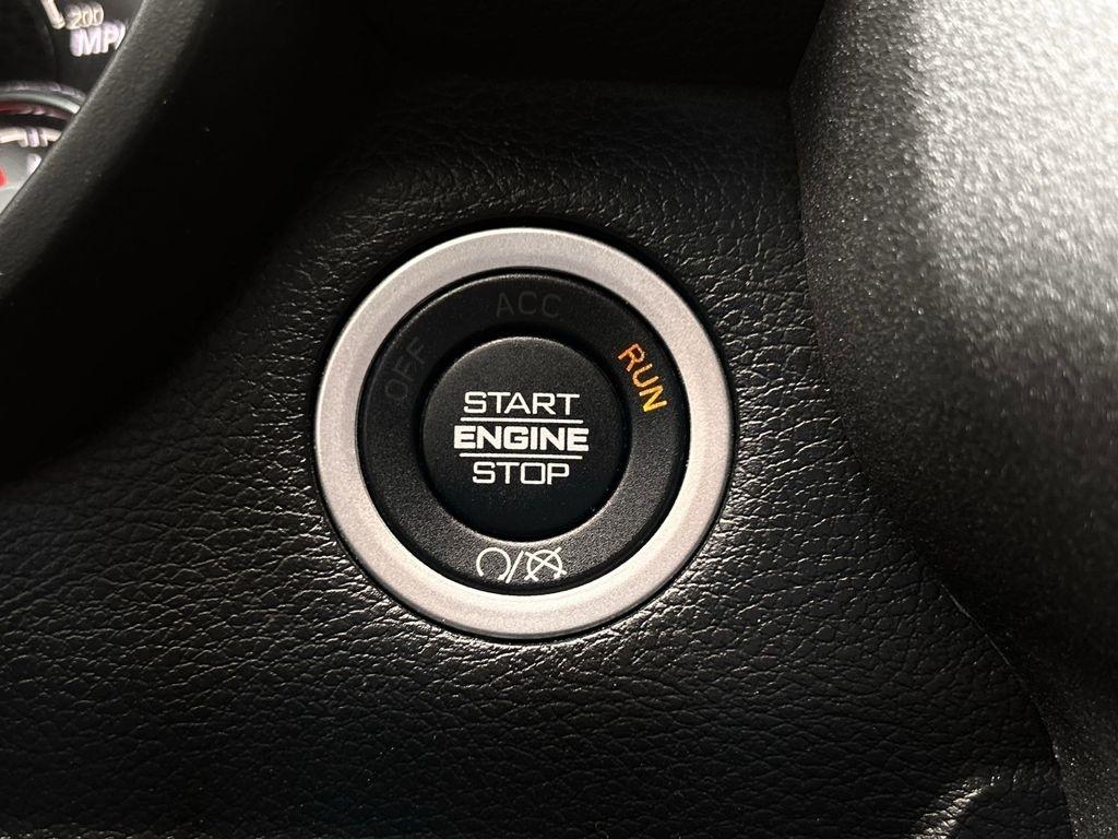 RAM 2500 Tradesman Crew Cab SWB 4WD 2024