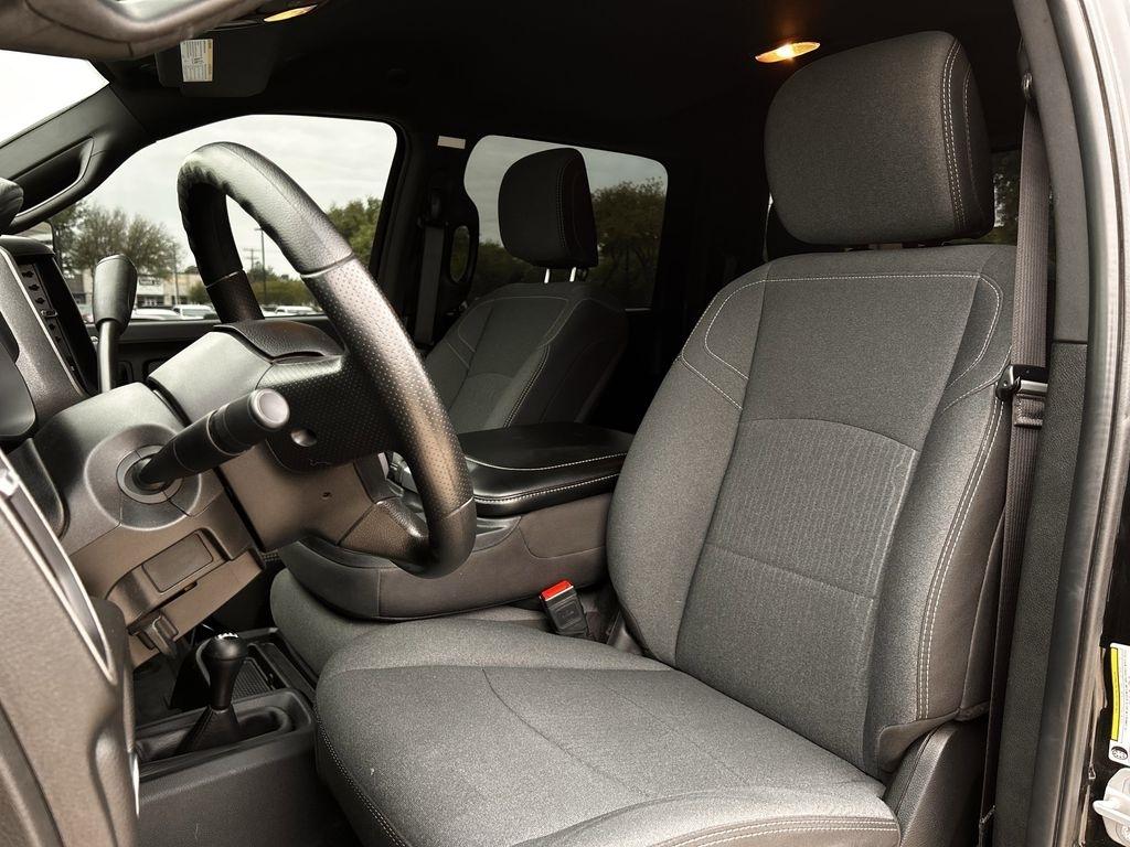 RAM 2500 Tradesman Crew Cab SWB 4WD 2024