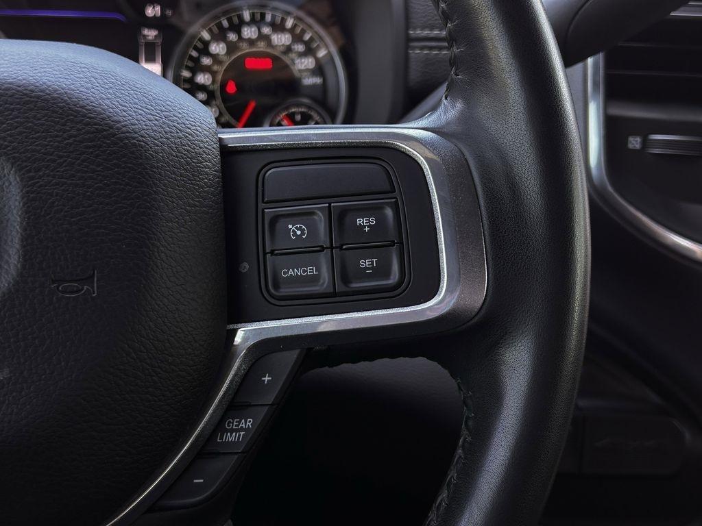 RAM 3500 Laramie Crew Cab SWB 4WD 2022