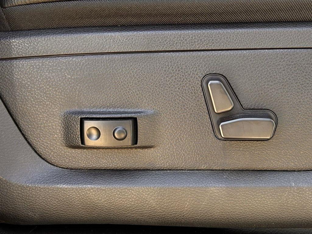 RAM 3500 Laramie Crew Cab SWB 4WD 2022