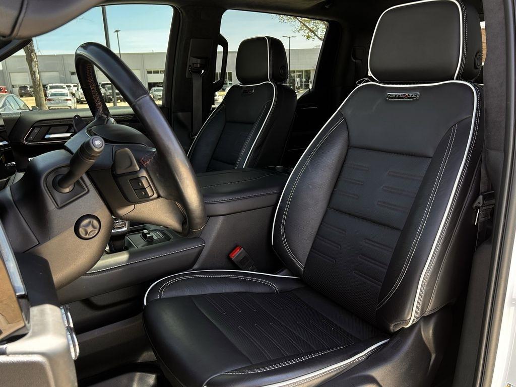 GMC Sierra 1500 AT4X Crew Cab 4WD 2023