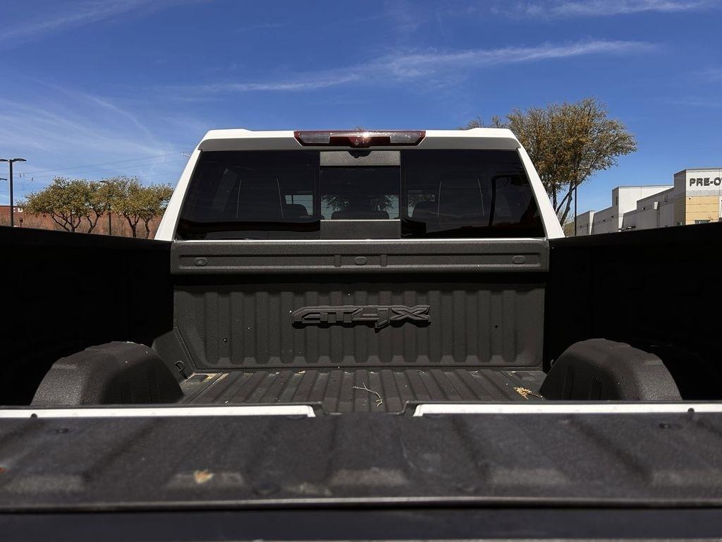 GMC Sierra 1500 AT4X Crew Cab 4WD 2023