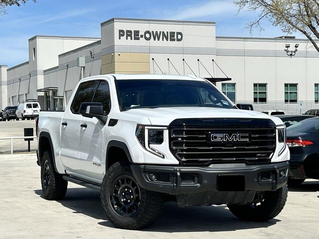 GMC Sierra 1500 AT4X Crew Cab 4WD 2023