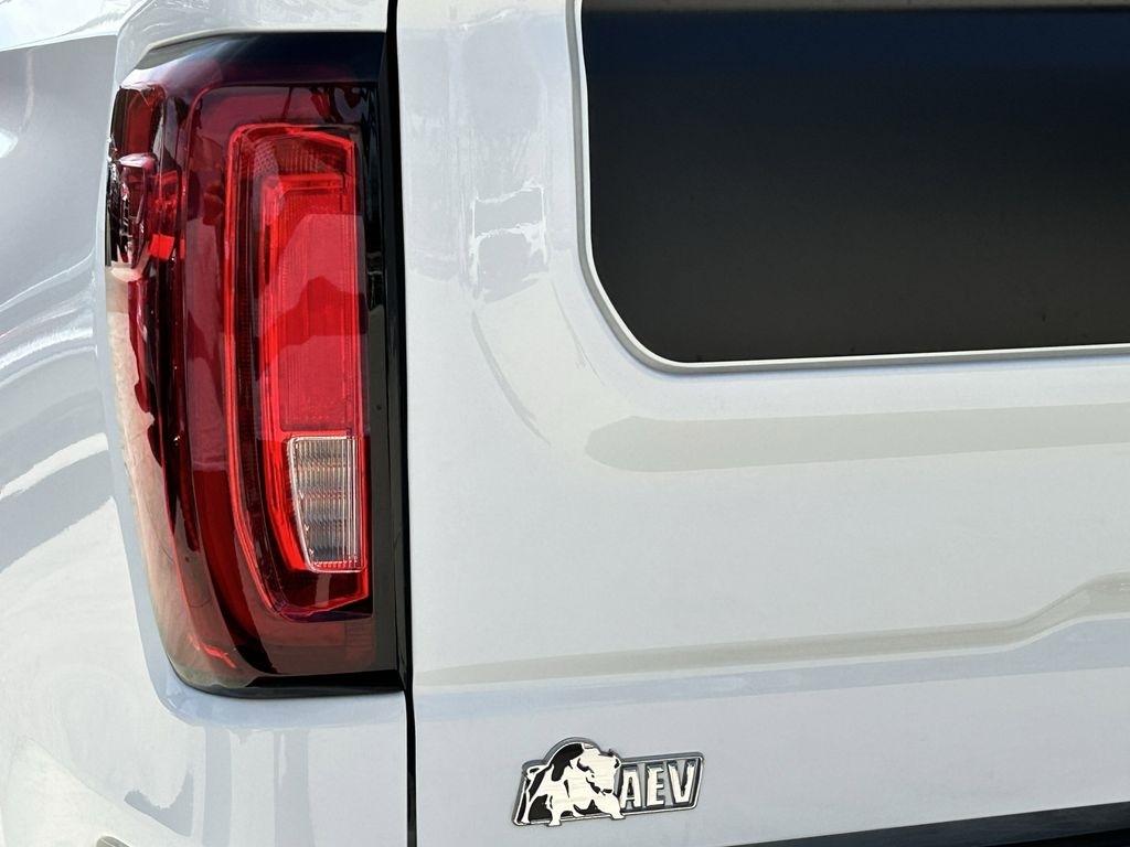 GMC Sierra 1500 AT4X Crew Cab 4WD 2023