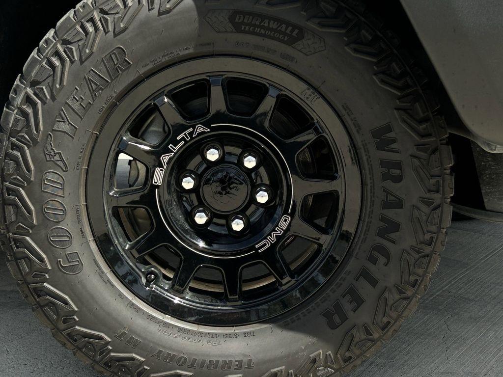 GMC Sierra 1500 AT4X Crew Cab 4WD 2023