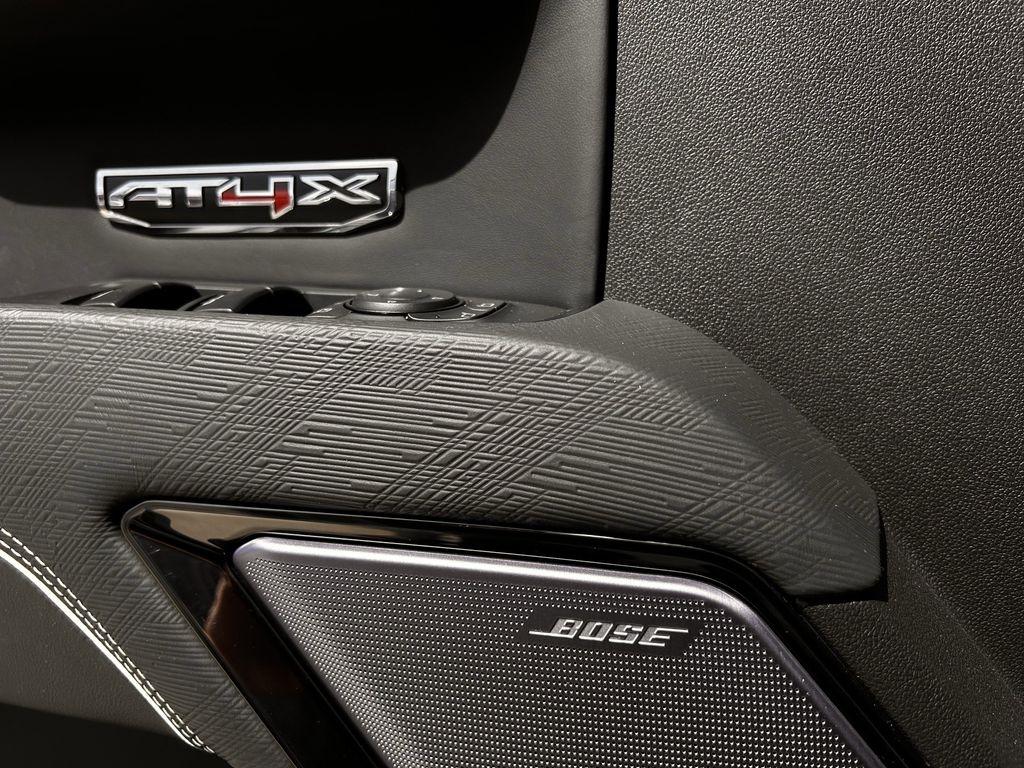 GMC Sierra 1500 AT4X Crew Cab 4WD 2023