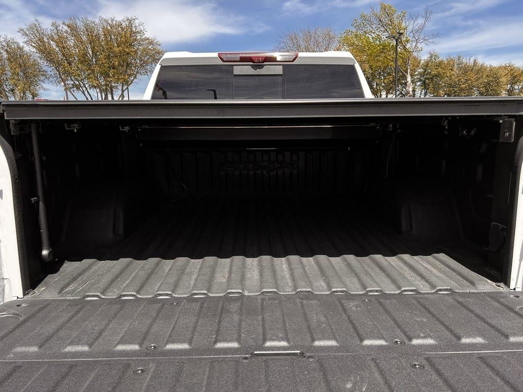 GMC Sierra 1500 AT4X Crew Cab 4WD 2023