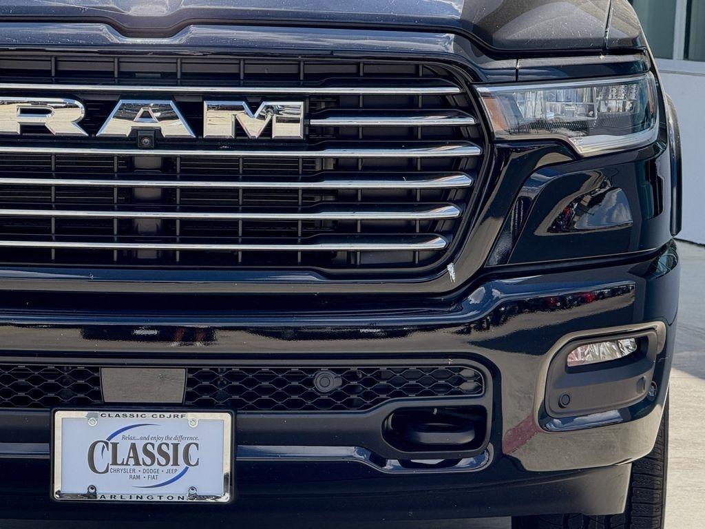 RAM 1500 Laramie Crew Cab SWB 4WD 2026