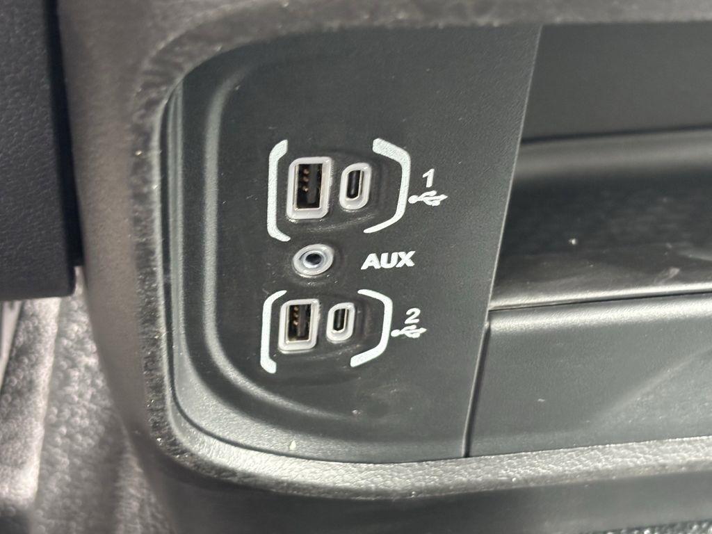 RAM 5500 Crew Cab LWB 4WD DRW 2026