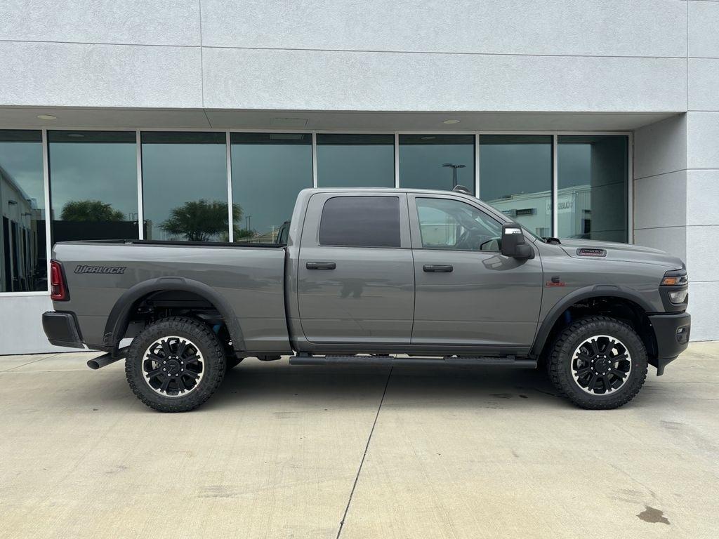 RAM 2500 Tradesman Crew Cab 4WD 2026