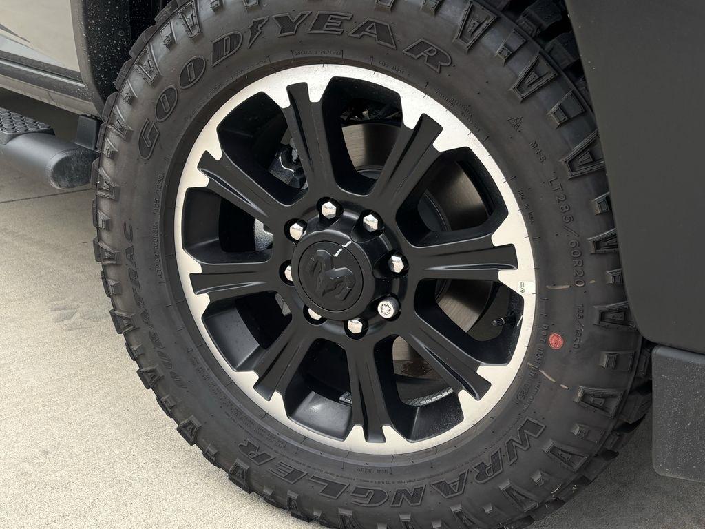 RAM 2500 Tradesman Crew Cab 4WD 2026