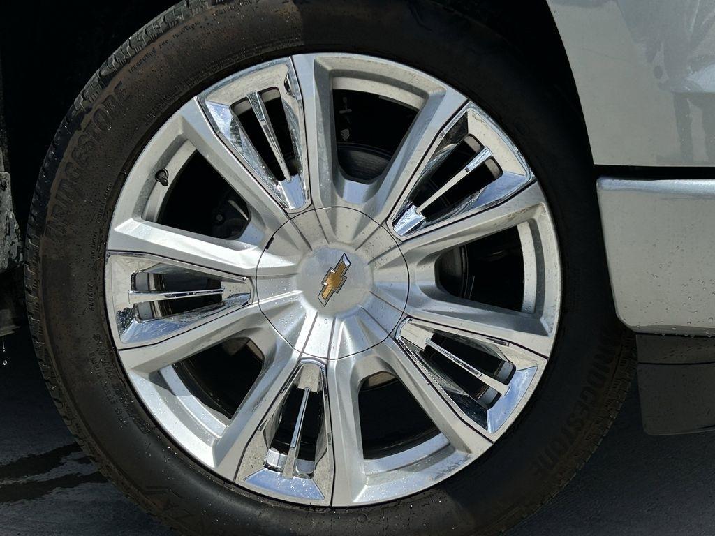 Chevrolet Silverado 1500 High Country Crew Cab 4WD 2025