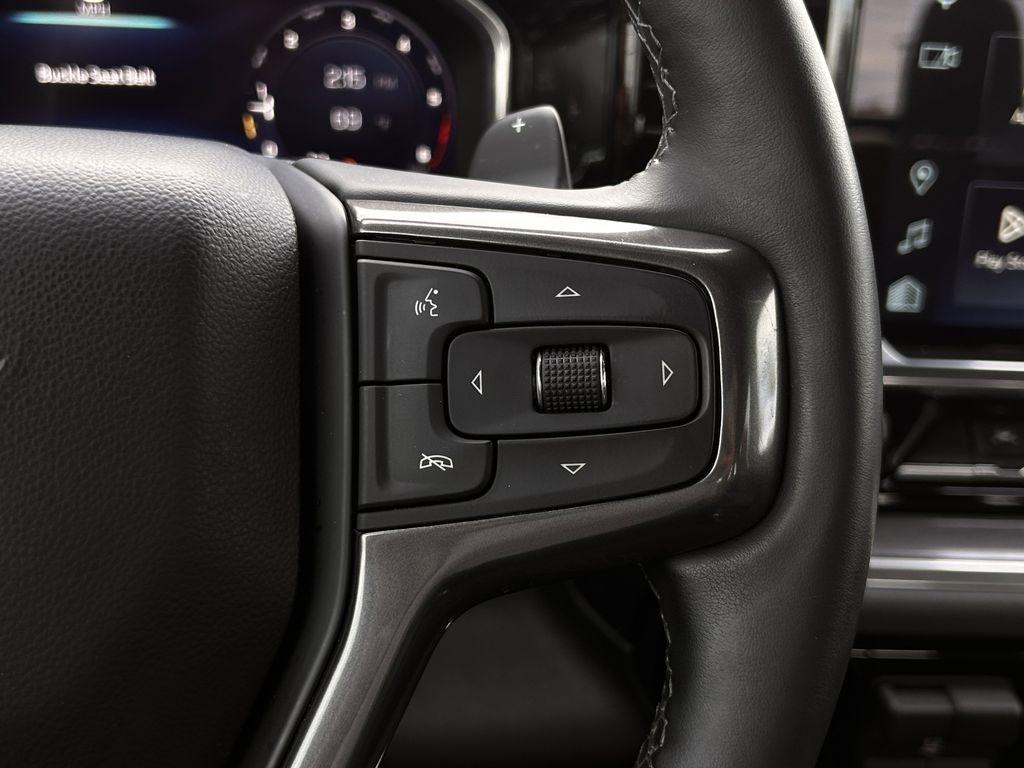 Chevrolet Silverado 1500 High Country Crew Cab 4WD 2025