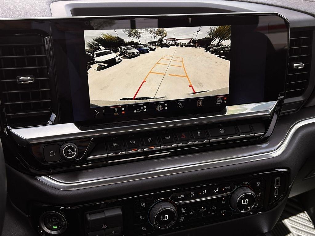 Chevrolet Silverado 1500 High Country Crew Cab 4WD 2025