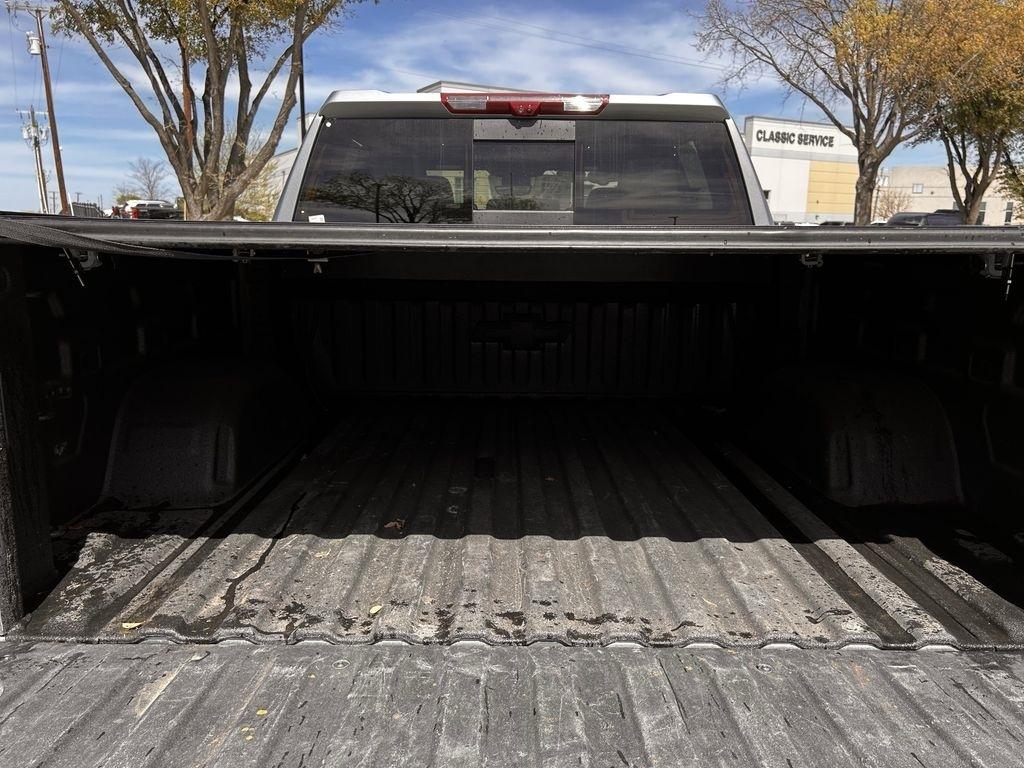 Chevrolet Silverado 1500 High Country Crew Cab 4WD 2025