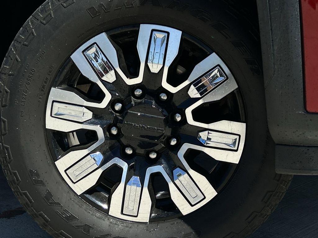 GMC Sierra 2500HD Denali Crew Cab 4WD SB 2024