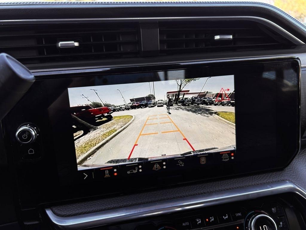 GMC Sierra 2500HD Denali Crew Cab 4WD SB 2024