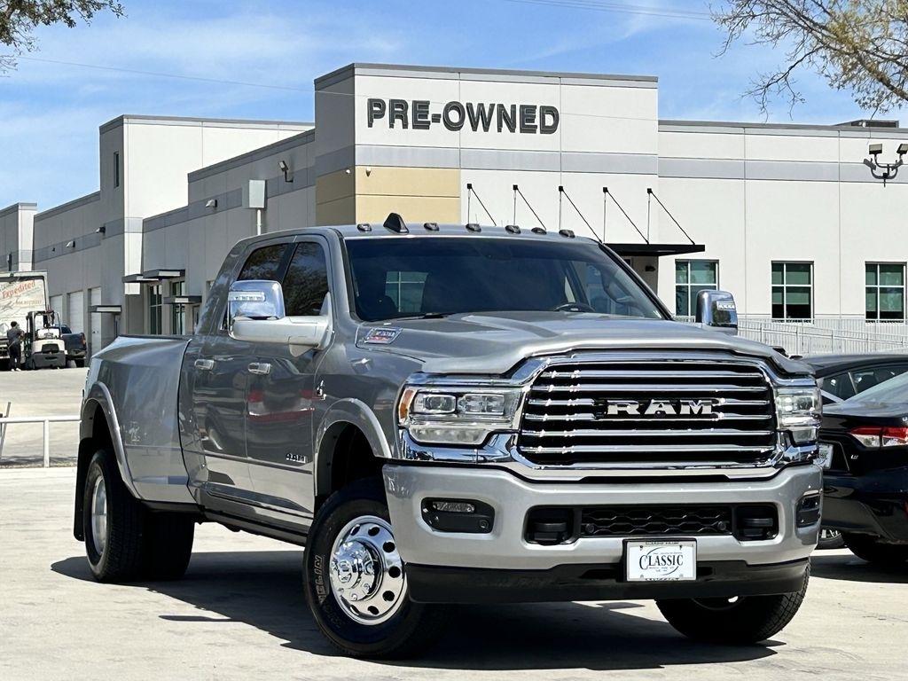 RAM 3500 Longhorn Mega Cab 4WD DRW 2024