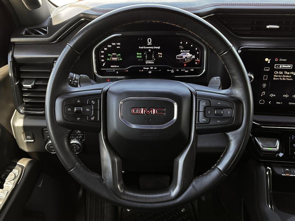 GMC Sierra 1500 AT4 Crew Cab 4WD 2024