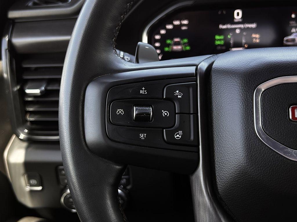 GMC Sierra 1500 AT4 Crew Cab 4WD 2024