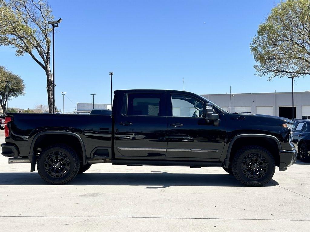 Chevrolet Silverado 2500HD High Country Crew Cab Long Box 4WD 2024