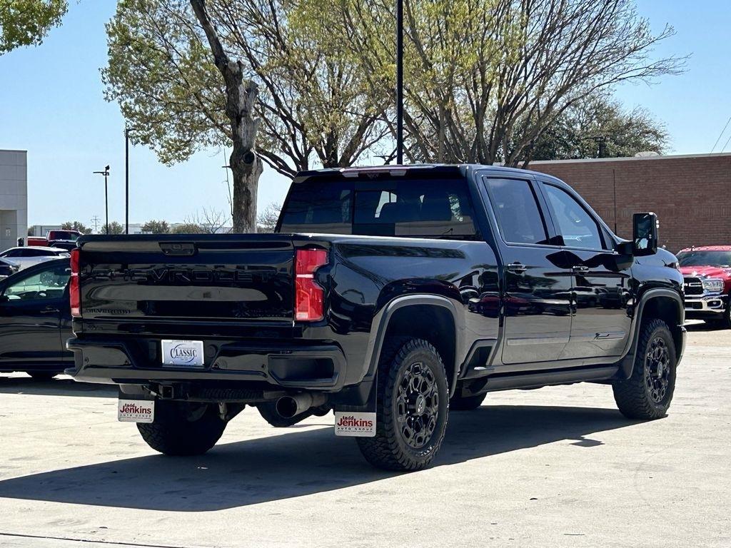 Chevrolet Silverado 2500HD High Country Crew Cab Long Box 4WD 2024