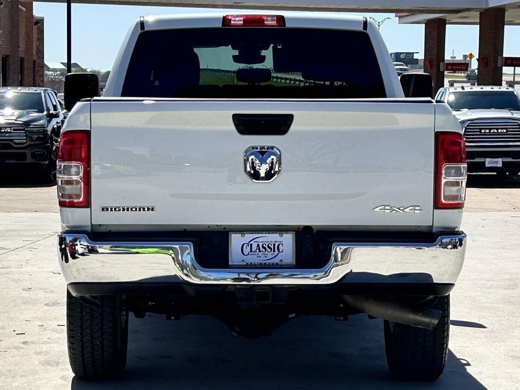 RAM 2500 Tradesman Crew Cab SWB 4WD 2024