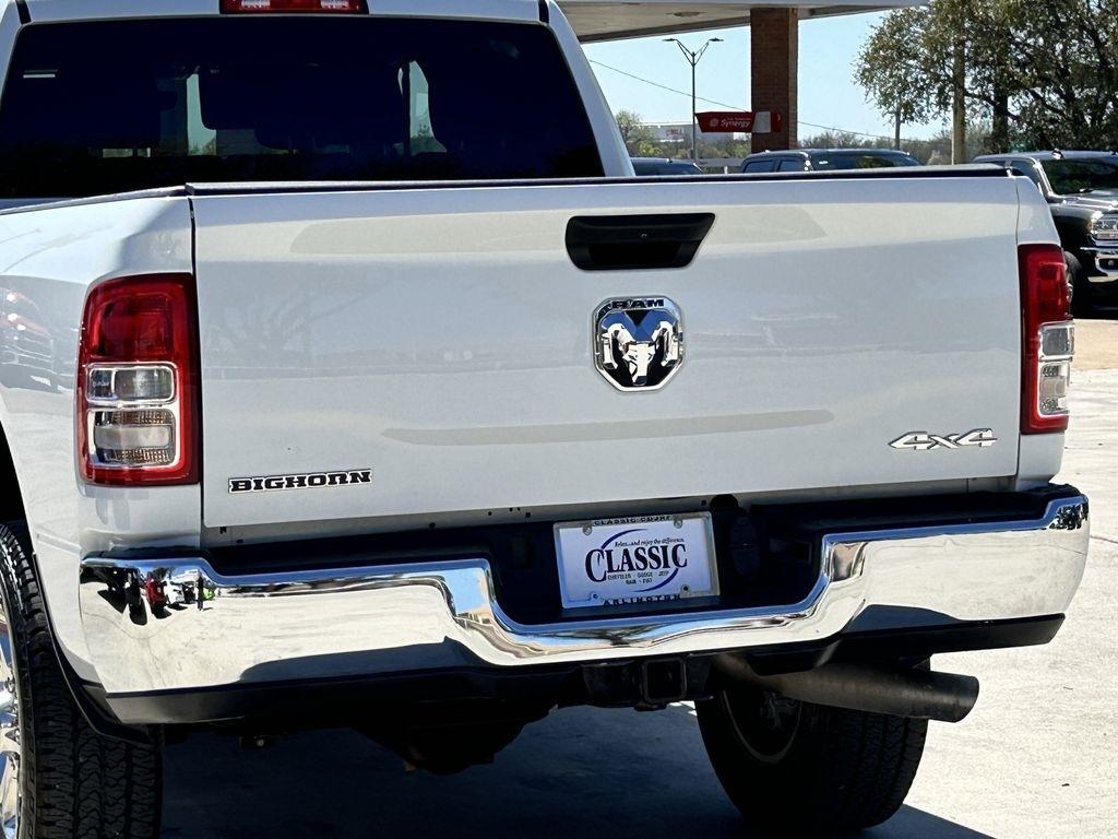 RAM 2500 Tradesman Crew Cab SWB 4WD 2024