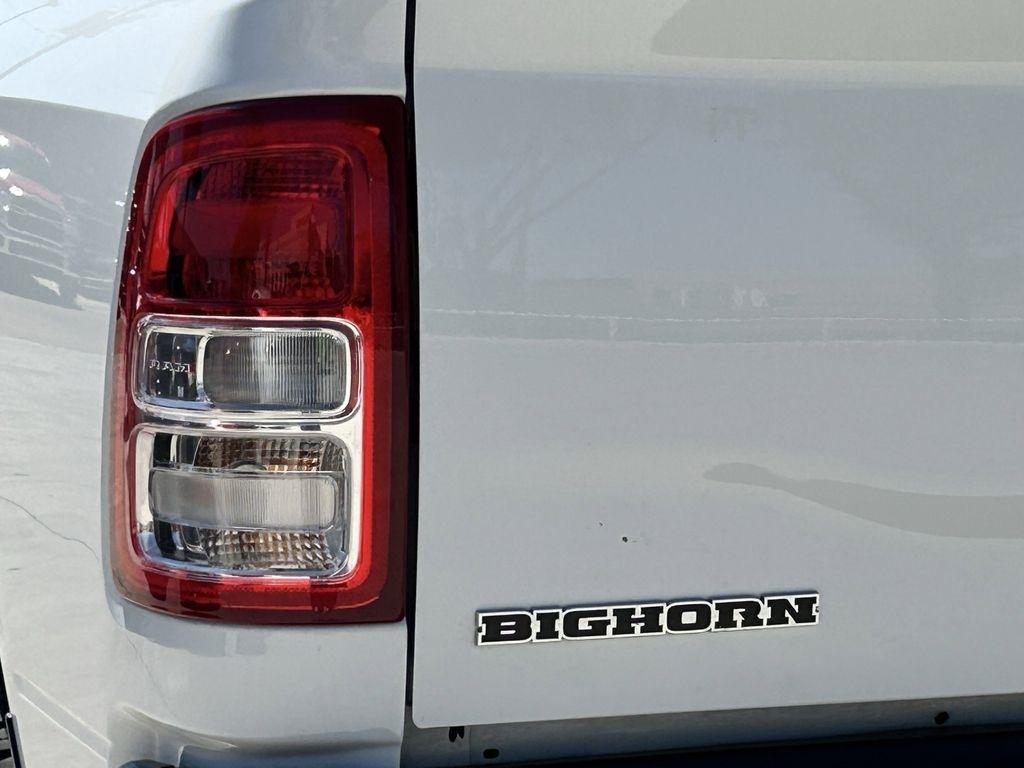 RAM 2500 Tradesman Crew Cab SWB 4WD 2024