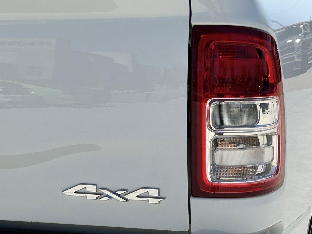 RAM 2500 Tradesman Crew Cab SWB 4WD 2024