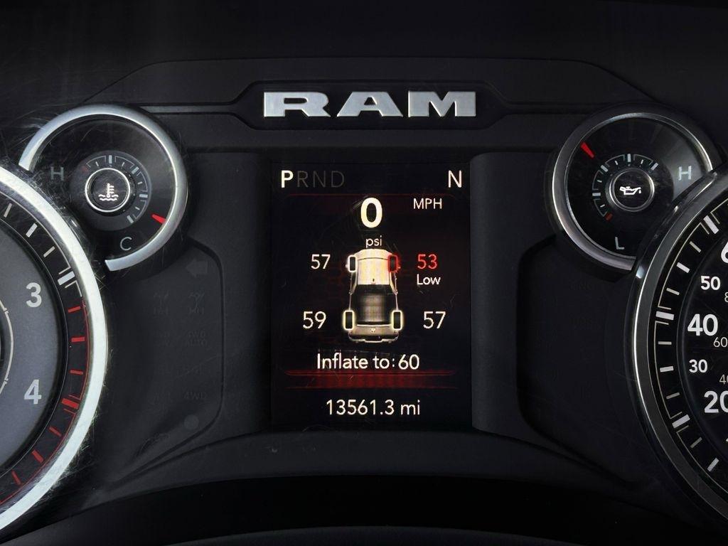 RAM 2500 Tradesman Crew Cab SWB 4WD 2024