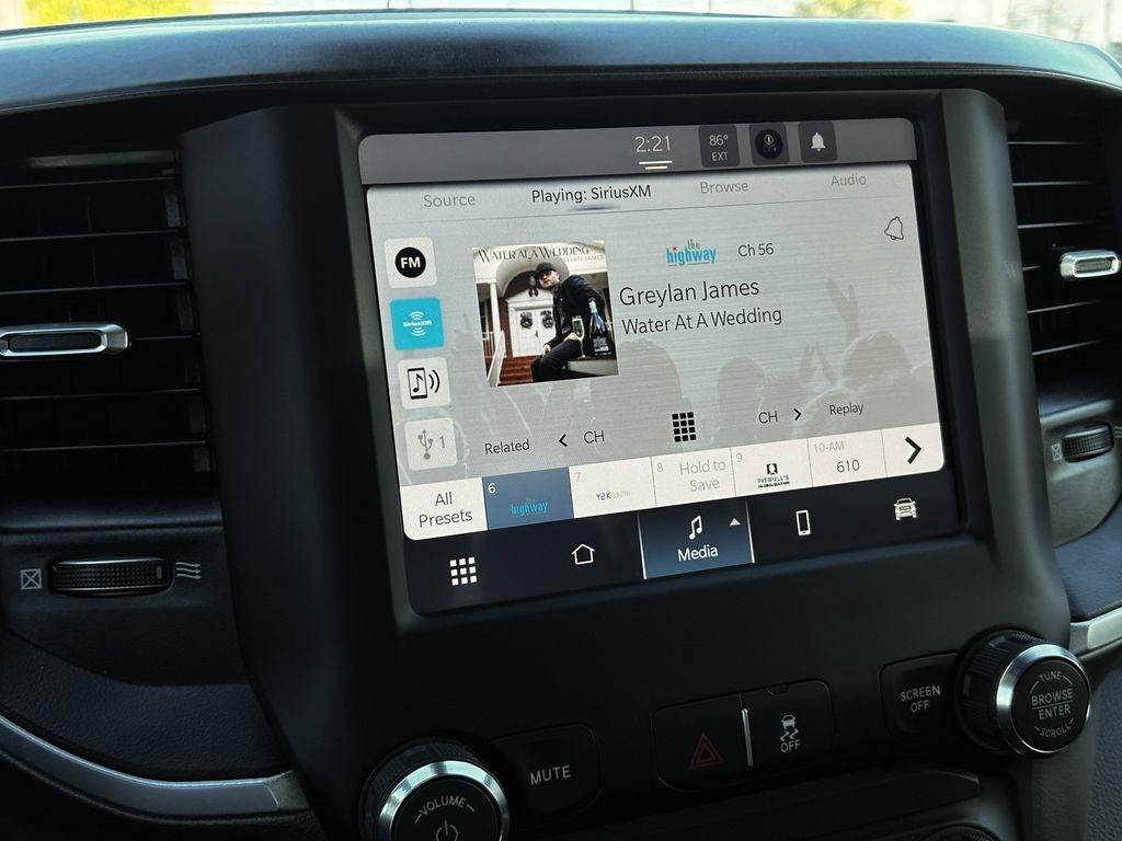 RAM 2500 Tradesman Crew Cab SWB 4WD 2024