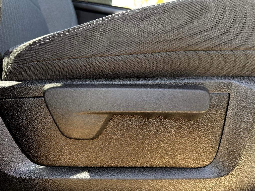 RAM 2500 Tradesman Crew Cab SWB 4WD 2024