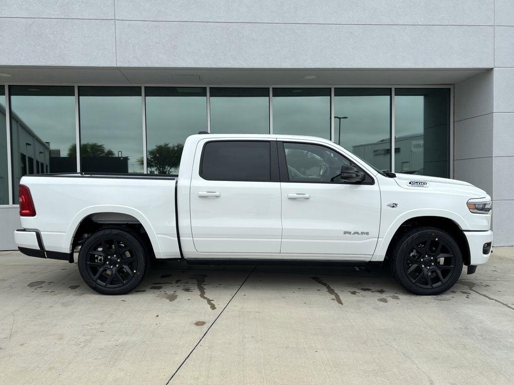 RAM 1500 Laramie Crew Cab SWB 4WD 2026